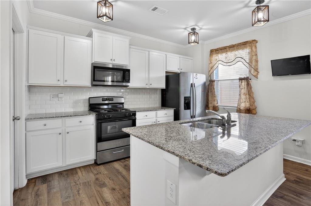 930 Sly Fox Run Property Photo 8