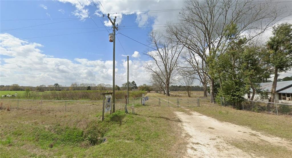 1019 D H Alderman Road Property Photo 3