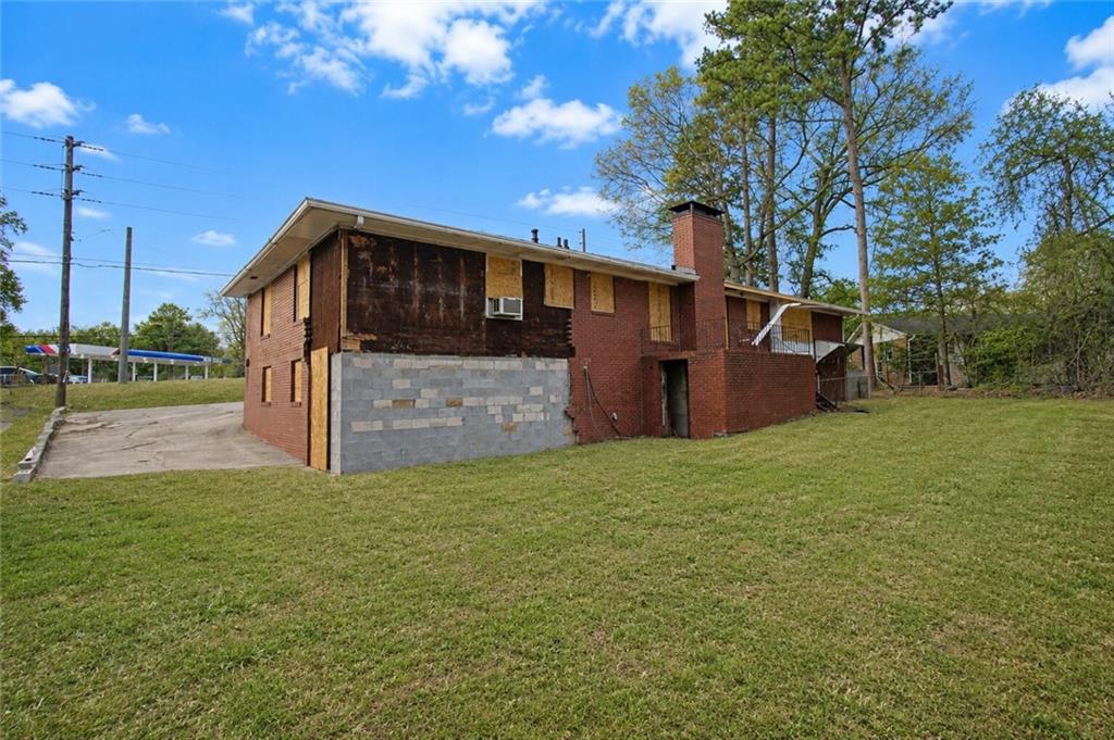 5195 Austell Road Property Photo 10