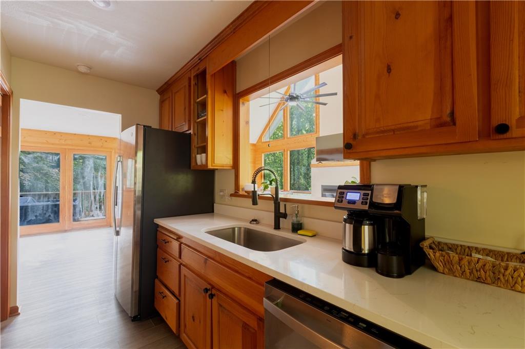 258 Ber Weg Property Photo 10