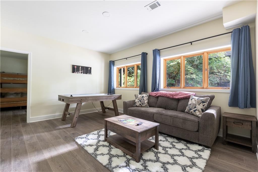 258 Ber Weg Property Photo 15