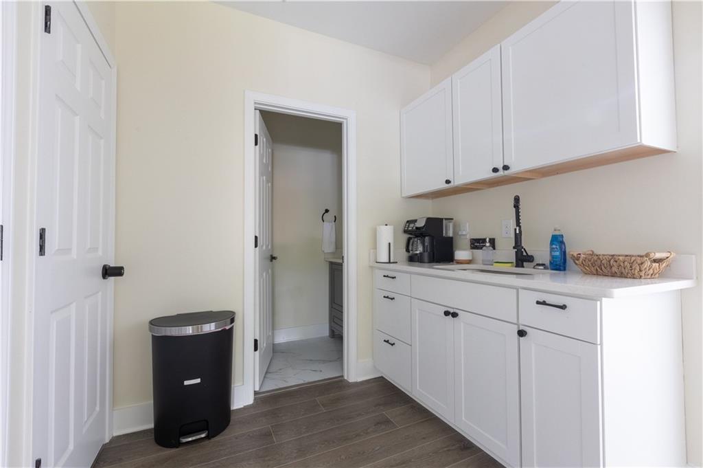 258 Ber Weg Property Photo 16