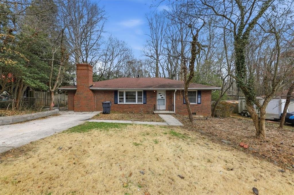 124 Larose Circle Property Photo 1
