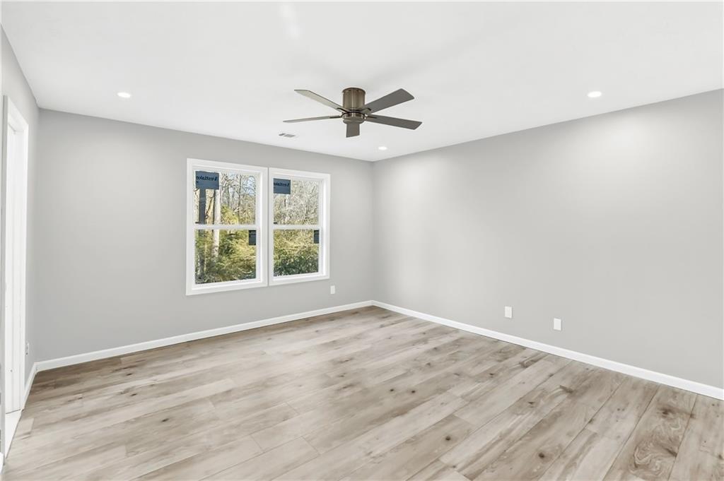 4900 Bayside Court Property Photo 11