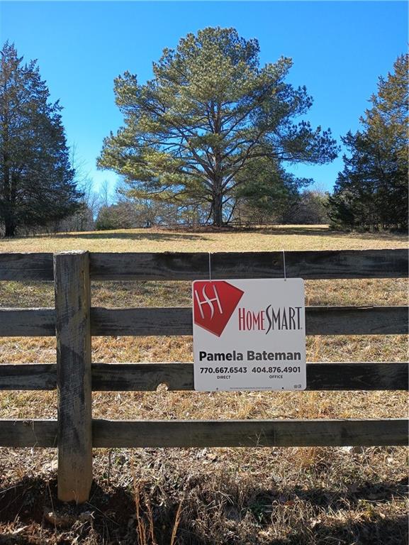 810 Nix Road Property Photo 9