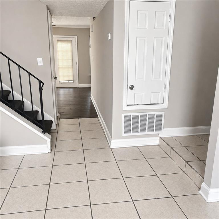 3190 Nectarine Circle Property Photo 5