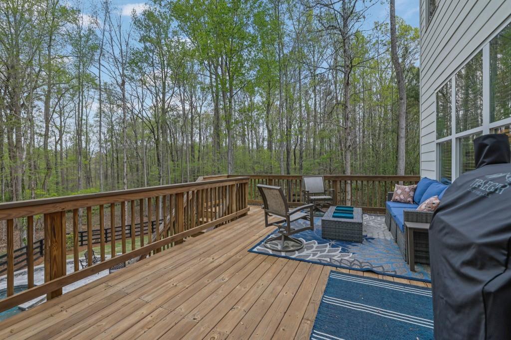 123 Townsend Pass Property Photo 11