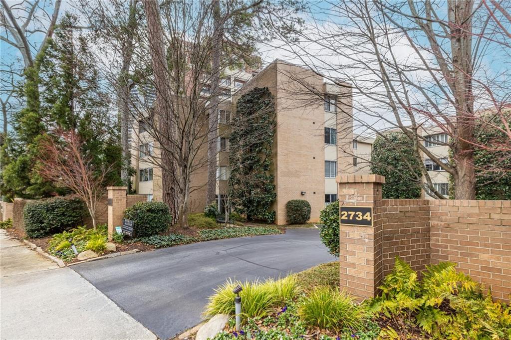 2734 Peachtree Road Nw Unit A404 Property Photo 3