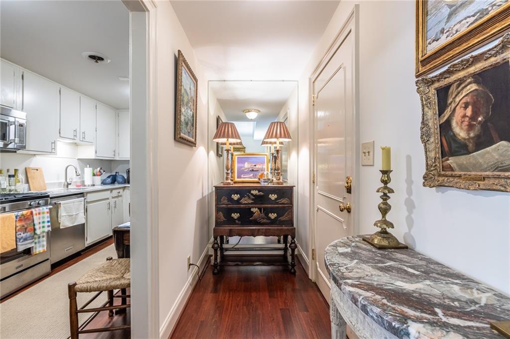 2734 Peachtree Road Nw Unit A404 Property Photo 4