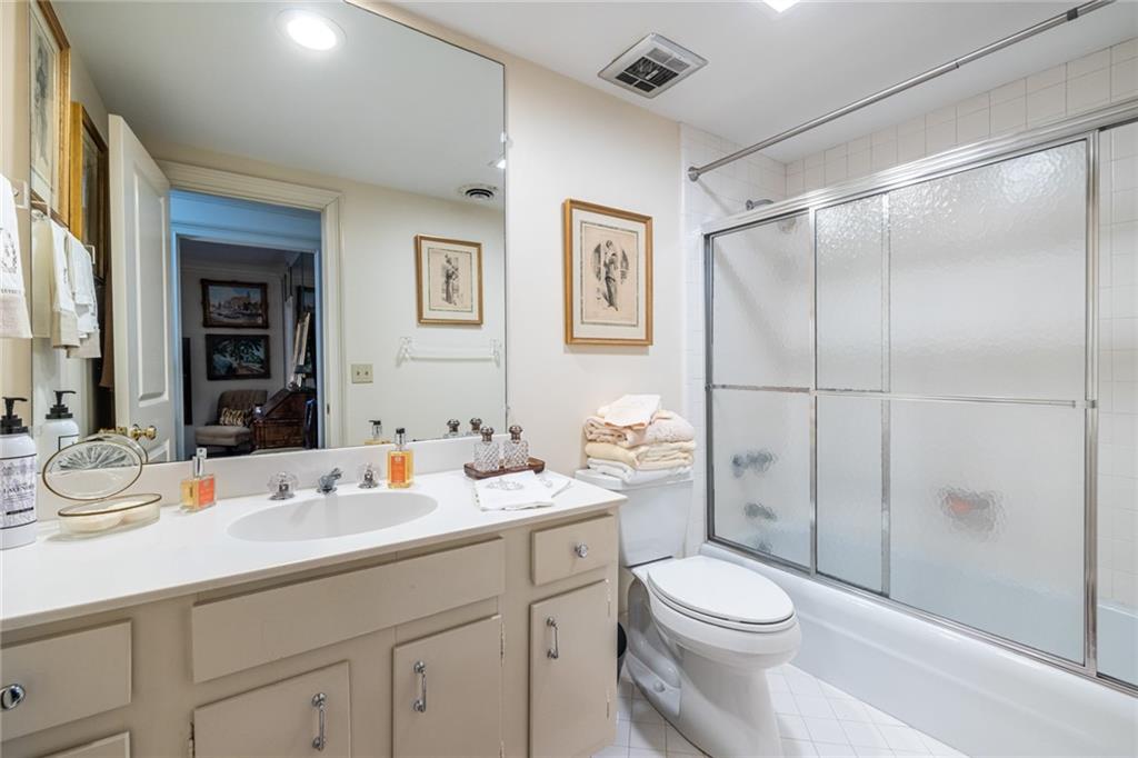 2734 Peachtree Road Nw Unit A404 Property Photo 23
