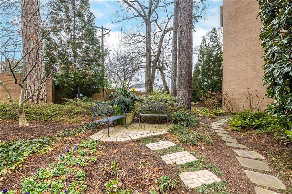 2734 Peachtree Road Nw Unit A404 Property Photo 25