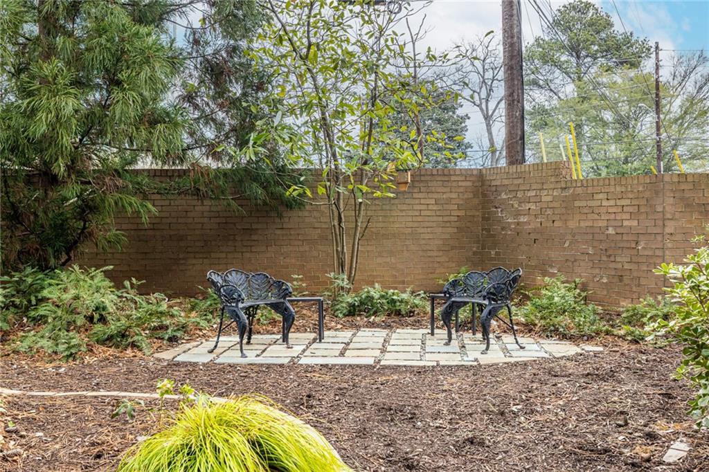 2734 Peachtree Road Nw Unit A404 Property Photo 27