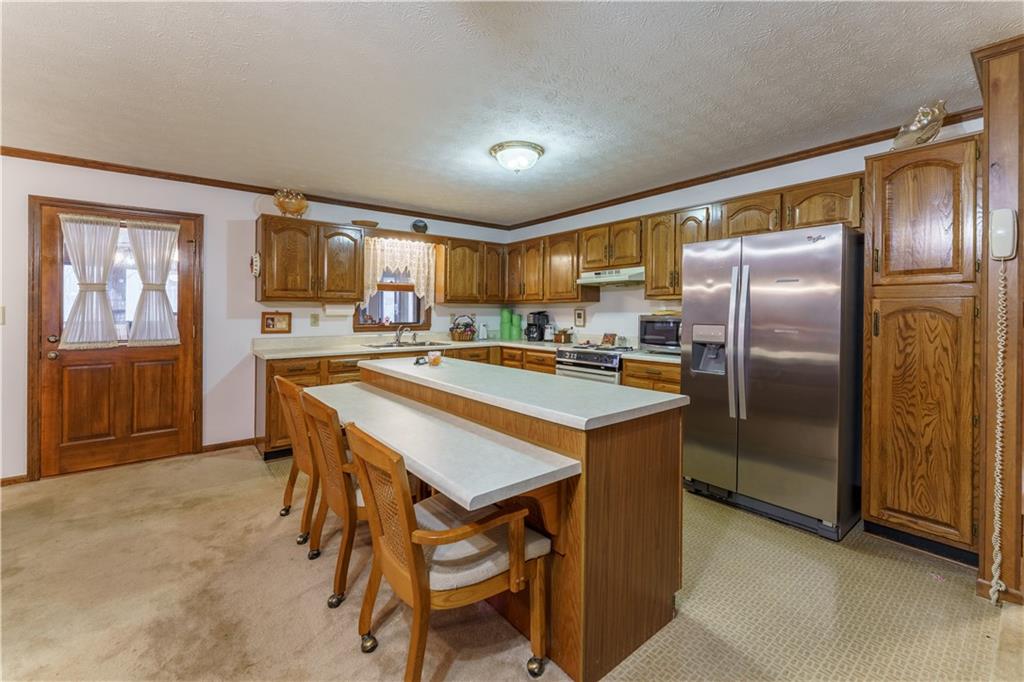 4505 Brookwood Drive Property Photo 9