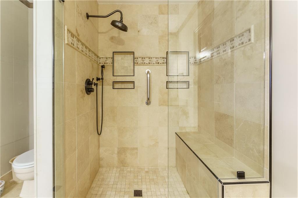 4505 Brookwood Drive Property Photo 21