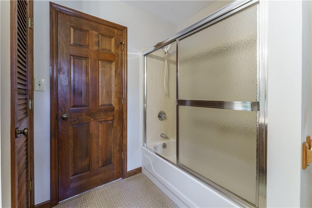 4505 Brookwood Drive Property Photo 29