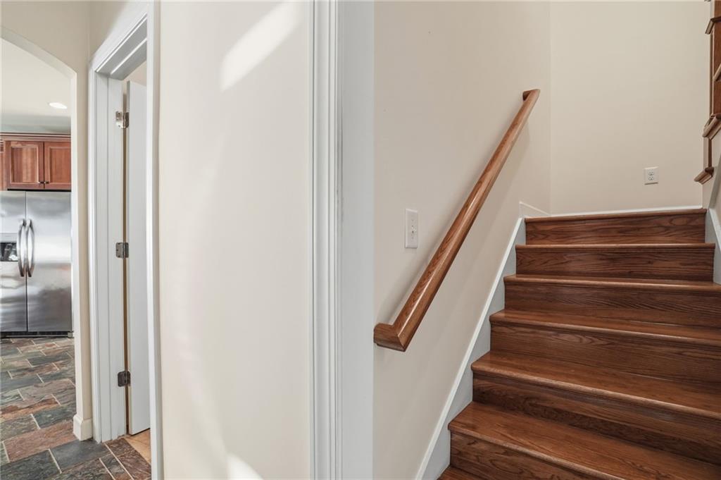 2551 Monument Road Property Photo 15