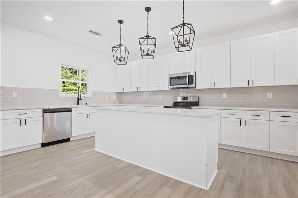 1444 Red Cedar Road Property Photo 7