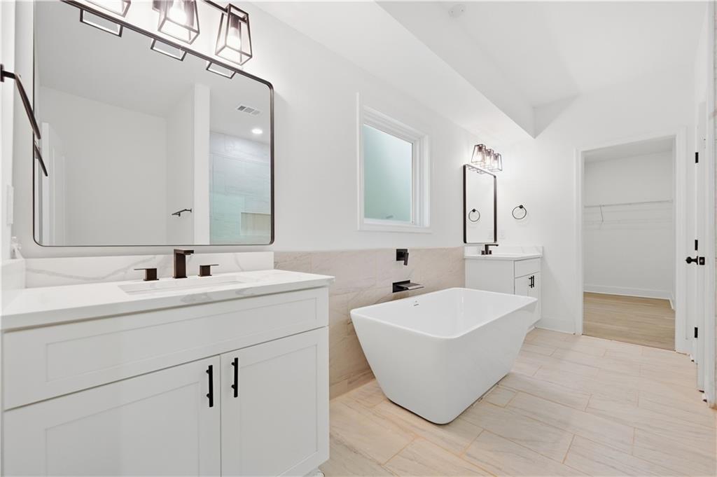 1444 Red Cedar Road Property Photo 15