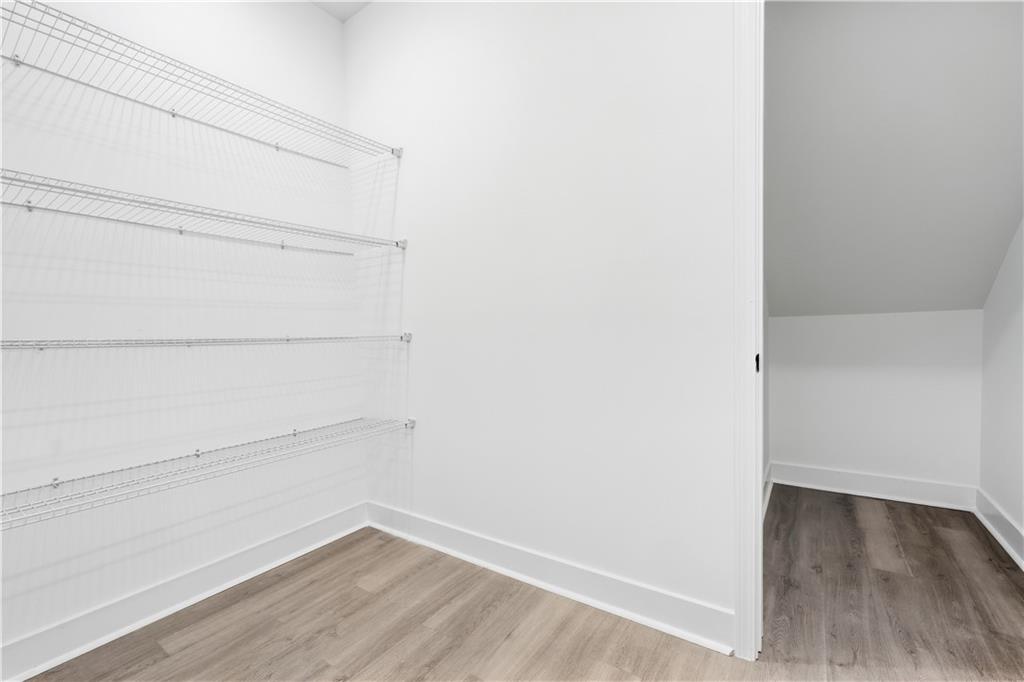 1444 Red Cedar Road Property Photo 24