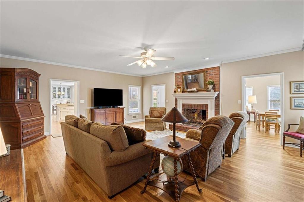 419 Riverwalk Property Photo 27