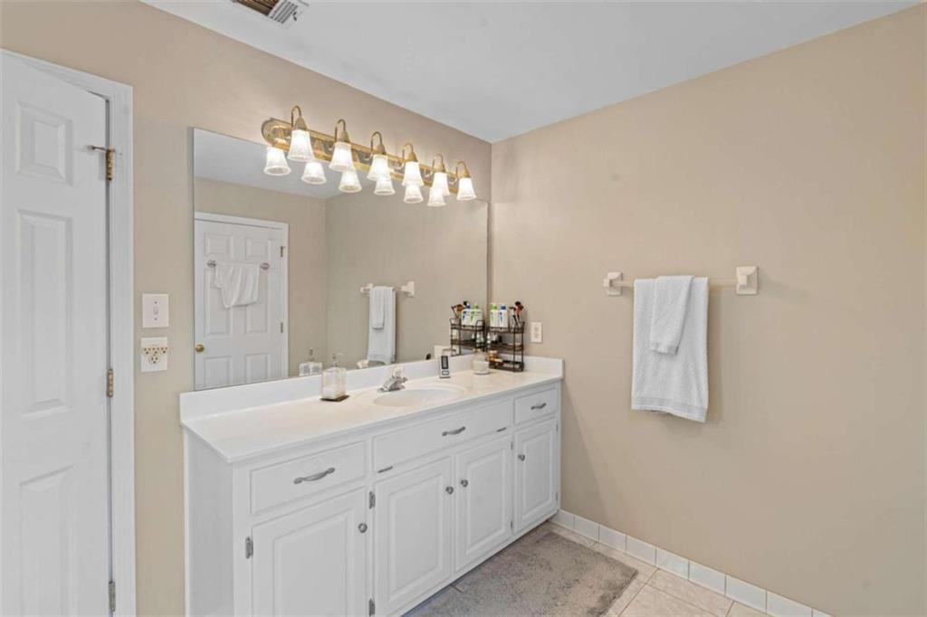 419 Riverwalk Property Photo 31