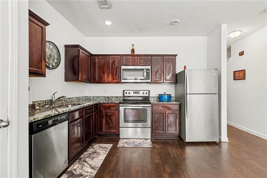 3155 Tarian Way Property Photo 14