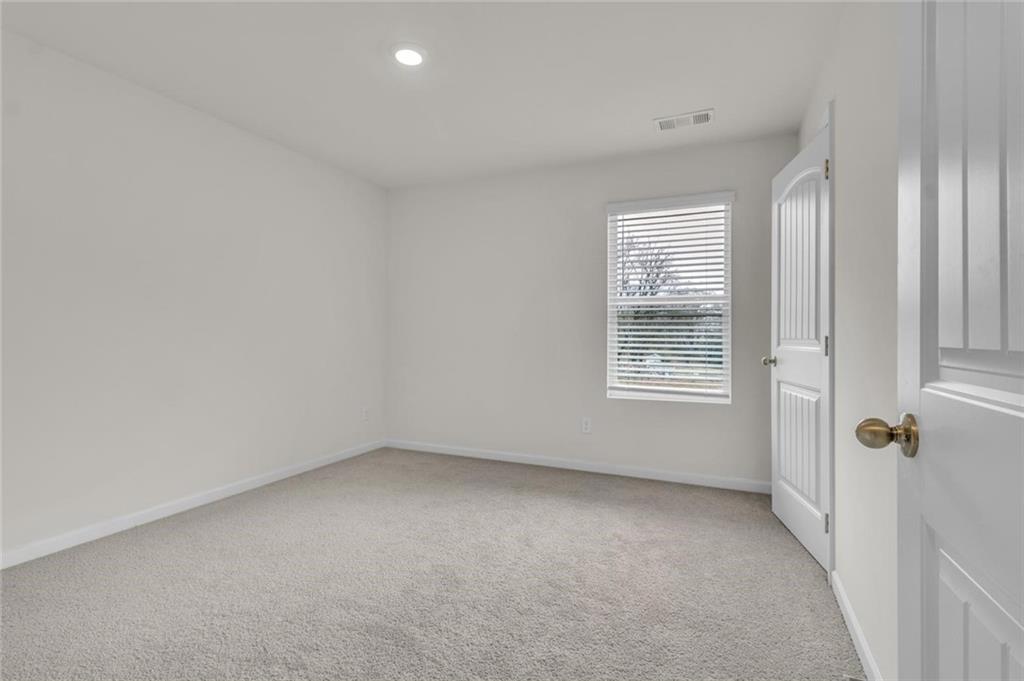 23 Embry Boulevard Property Photo 20
