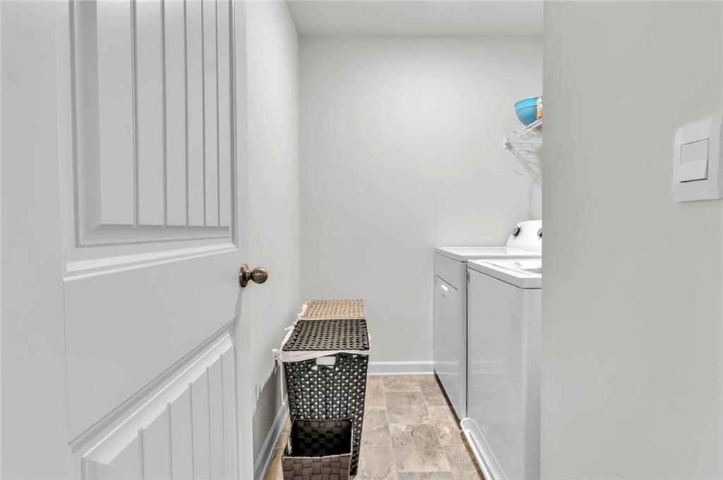 23 Embry Boulevard Property Photo 35