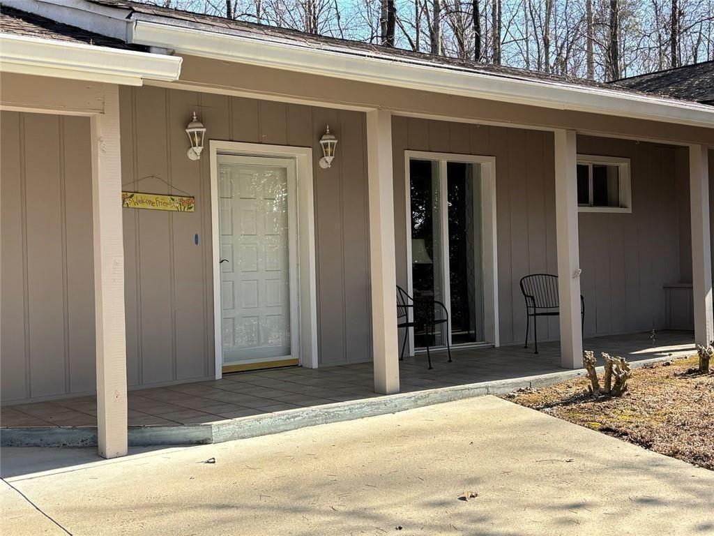 183 Barker Road Sw Property Photo 1