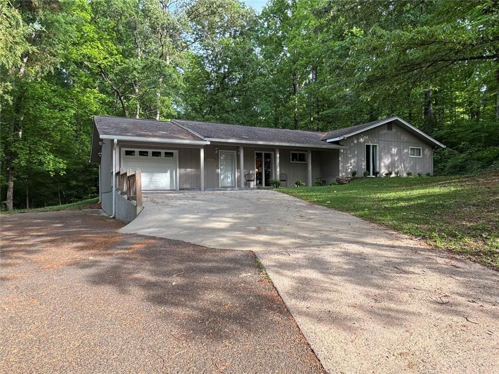 183 Barker Road Sw Property Photo 1