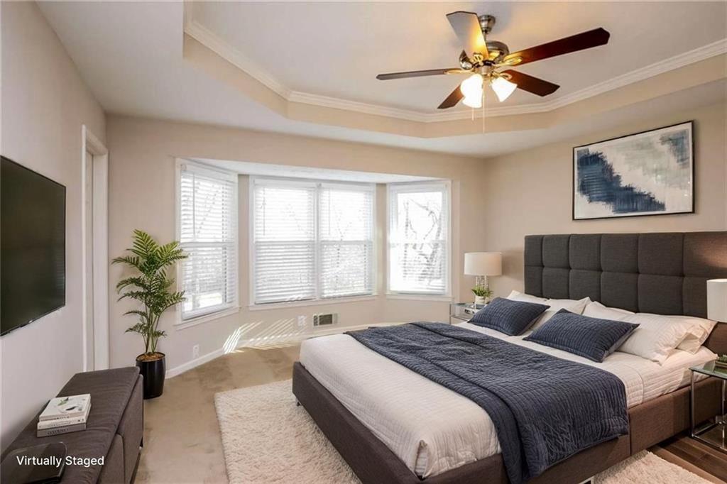3170 Lakecrest Drive Property Photo 4