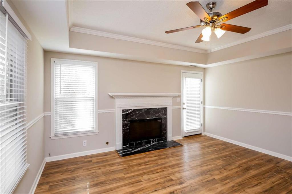 3170 Lakecrest Drive Property Photo 7