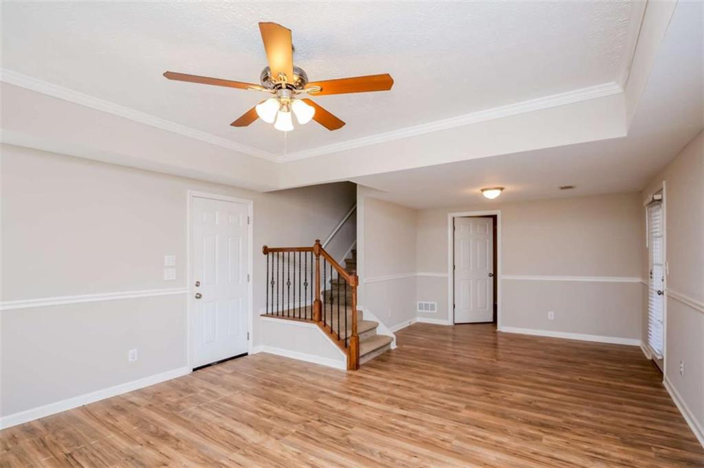 3170 Lakecrest Drive Property Photo 9