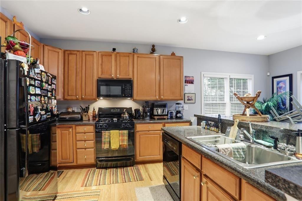 632 Grande View Property Photo 12