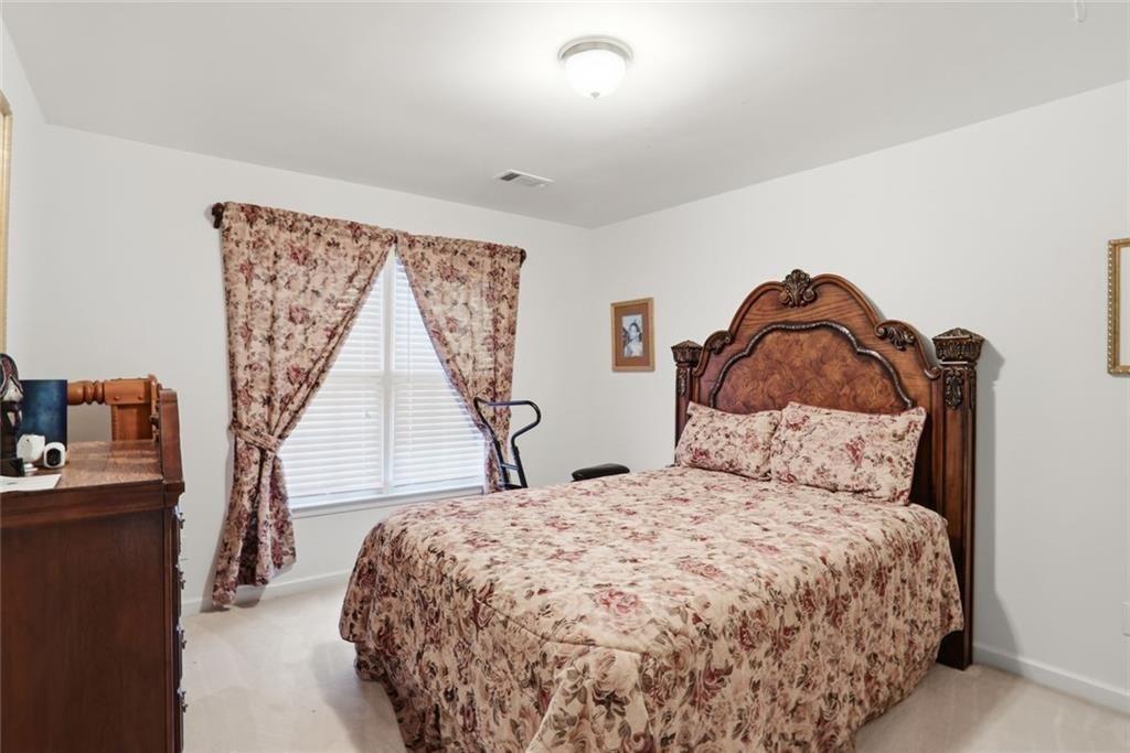 632 Grande View Property Photo 17