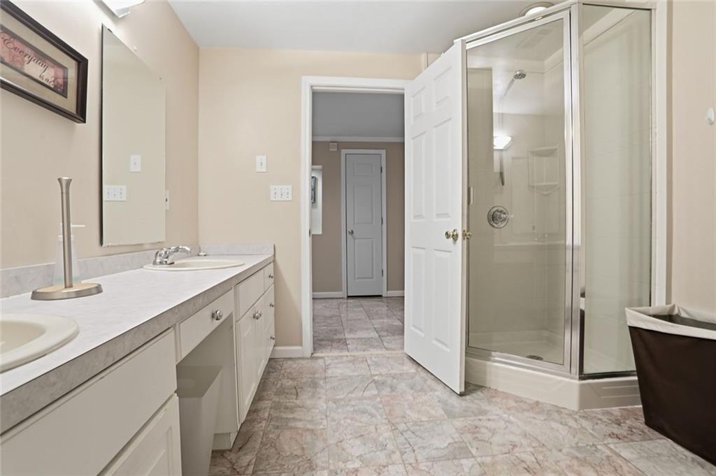 632 Grande View Property Photo 42