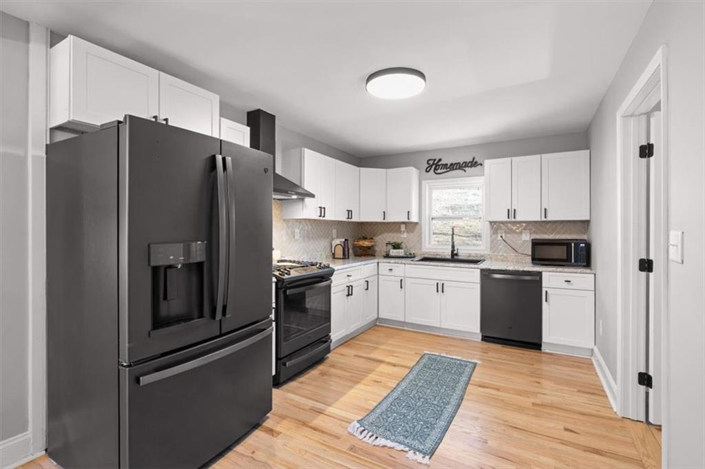 80 Hand Road Property Photo 13