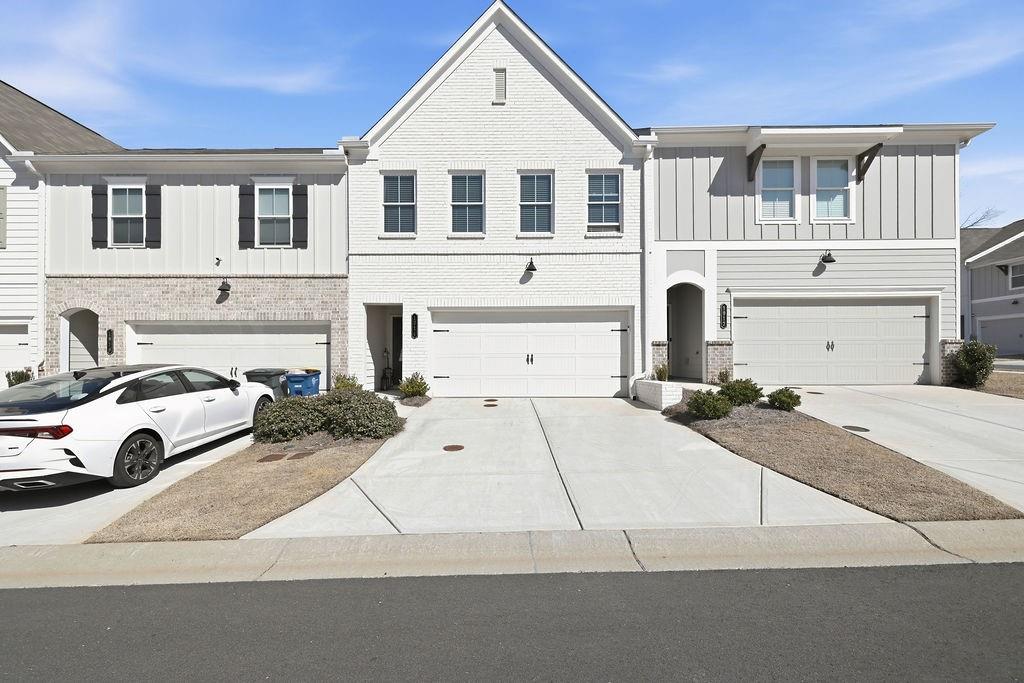 1914 Carovel Way Property Photo 1
