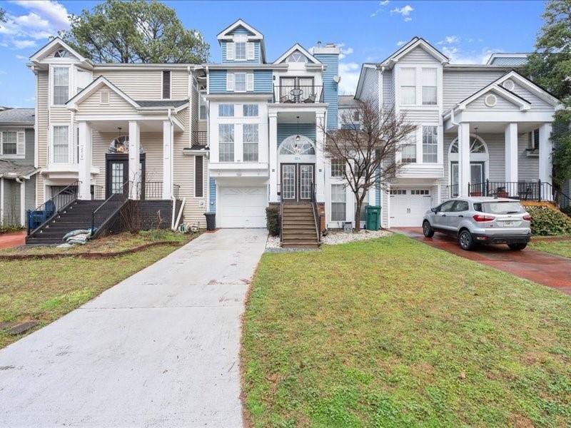 2216 Goodwood Boulevard Se Property Photo 1