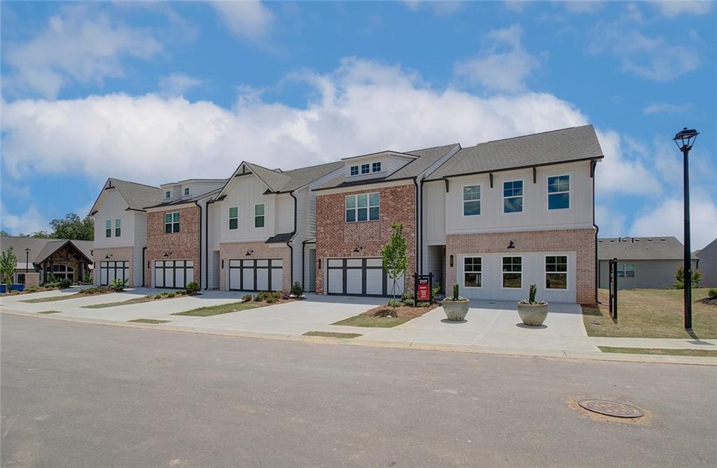 7724737 Property Photo 4