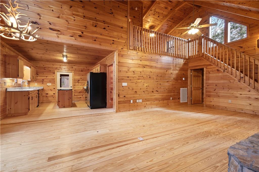 105 River Road Property Photo 30