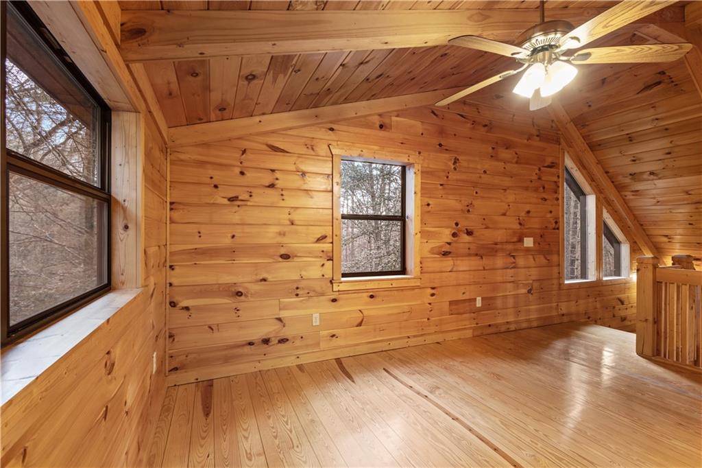105 River Road Property Photo 41