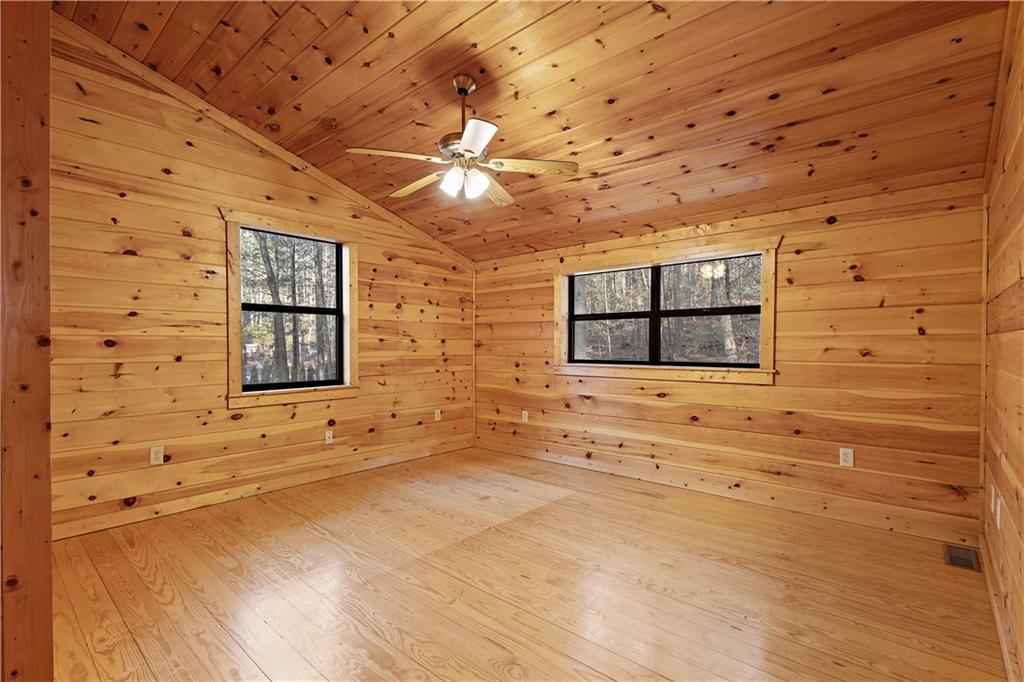105 River Road Property Photo 43