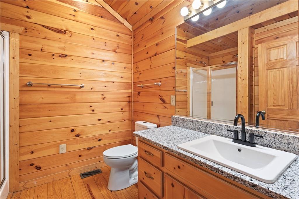105 River Road Property Photo 47