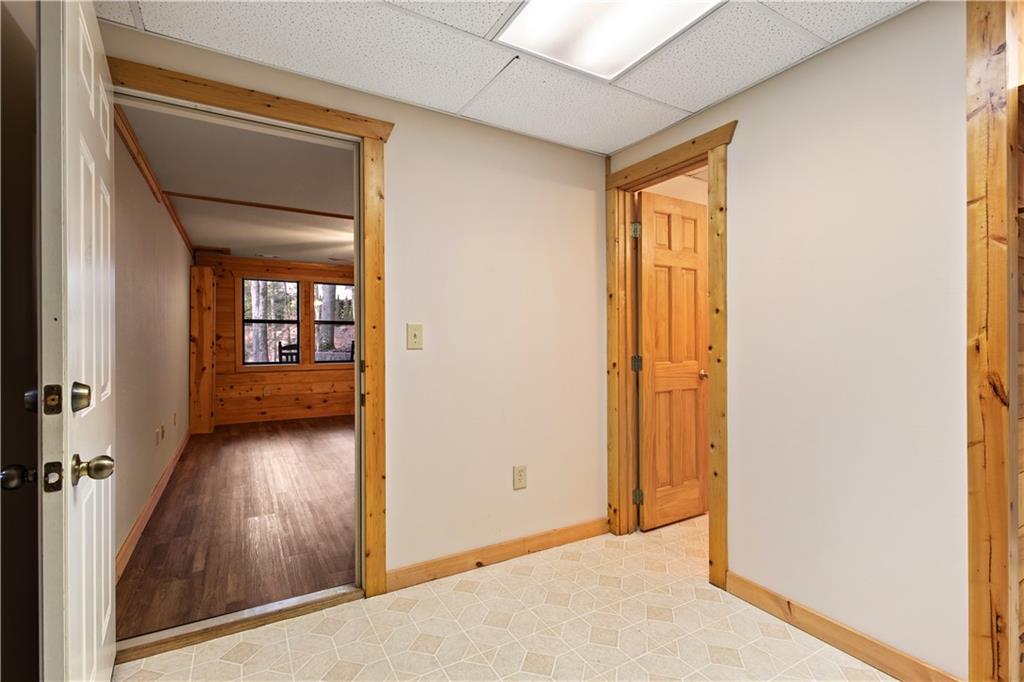 105 River Road Property Photo 56