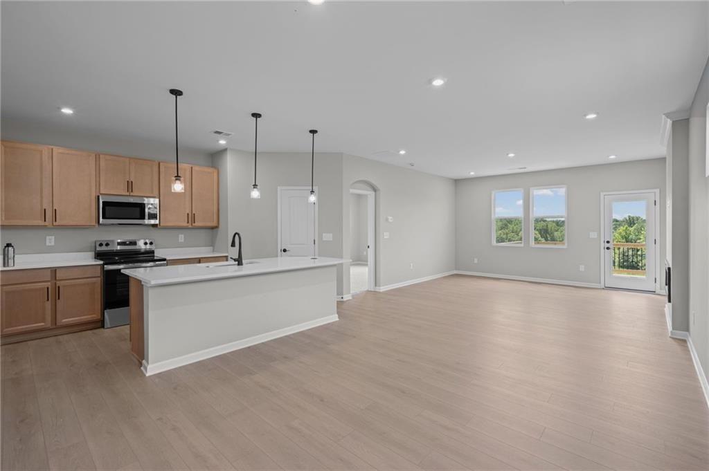 27 Village Drive Unit 27-b Property Photo 16