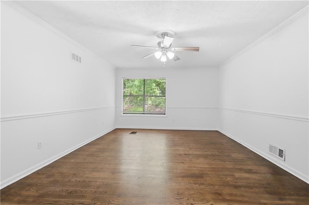 124 Creekview Drive Property Photo 16