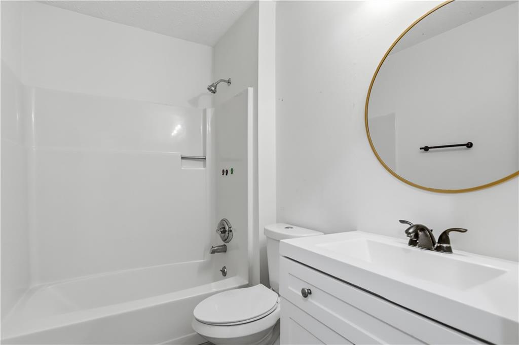 124 Creekview Drive Property Photo 23