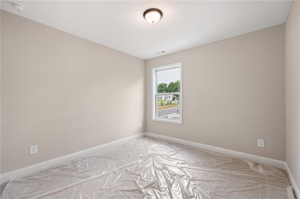 104 Winston Way Property Photo 18