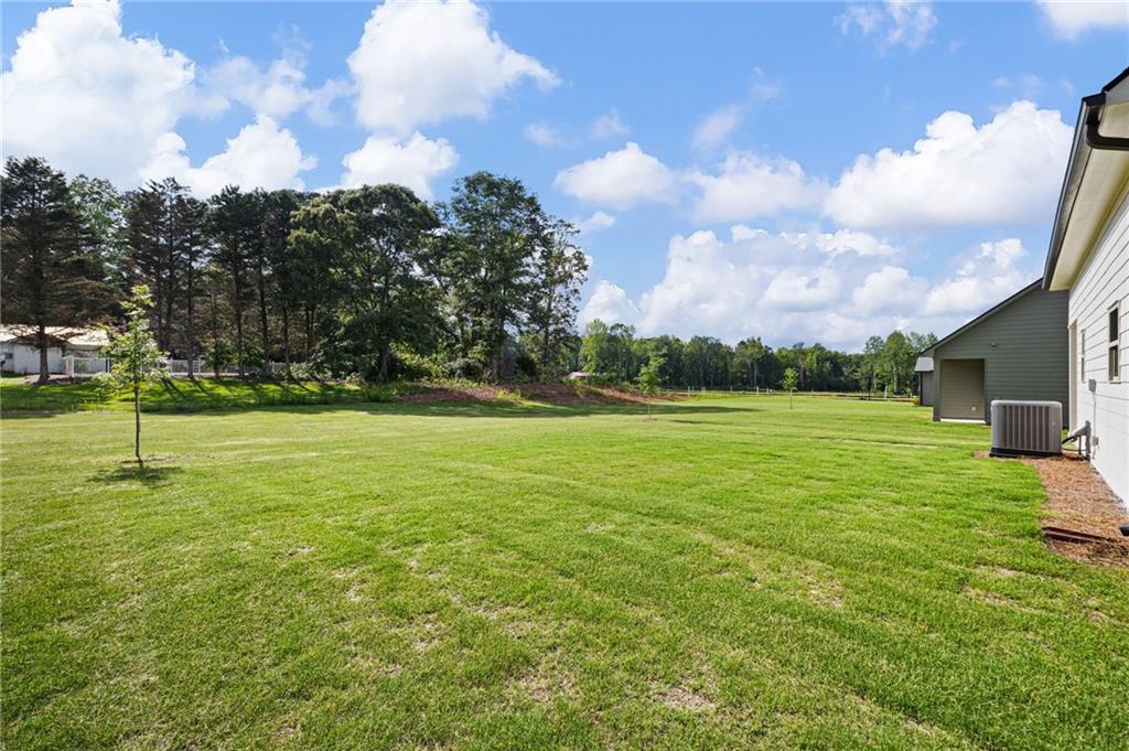 104 Winston Way Property Photo 24